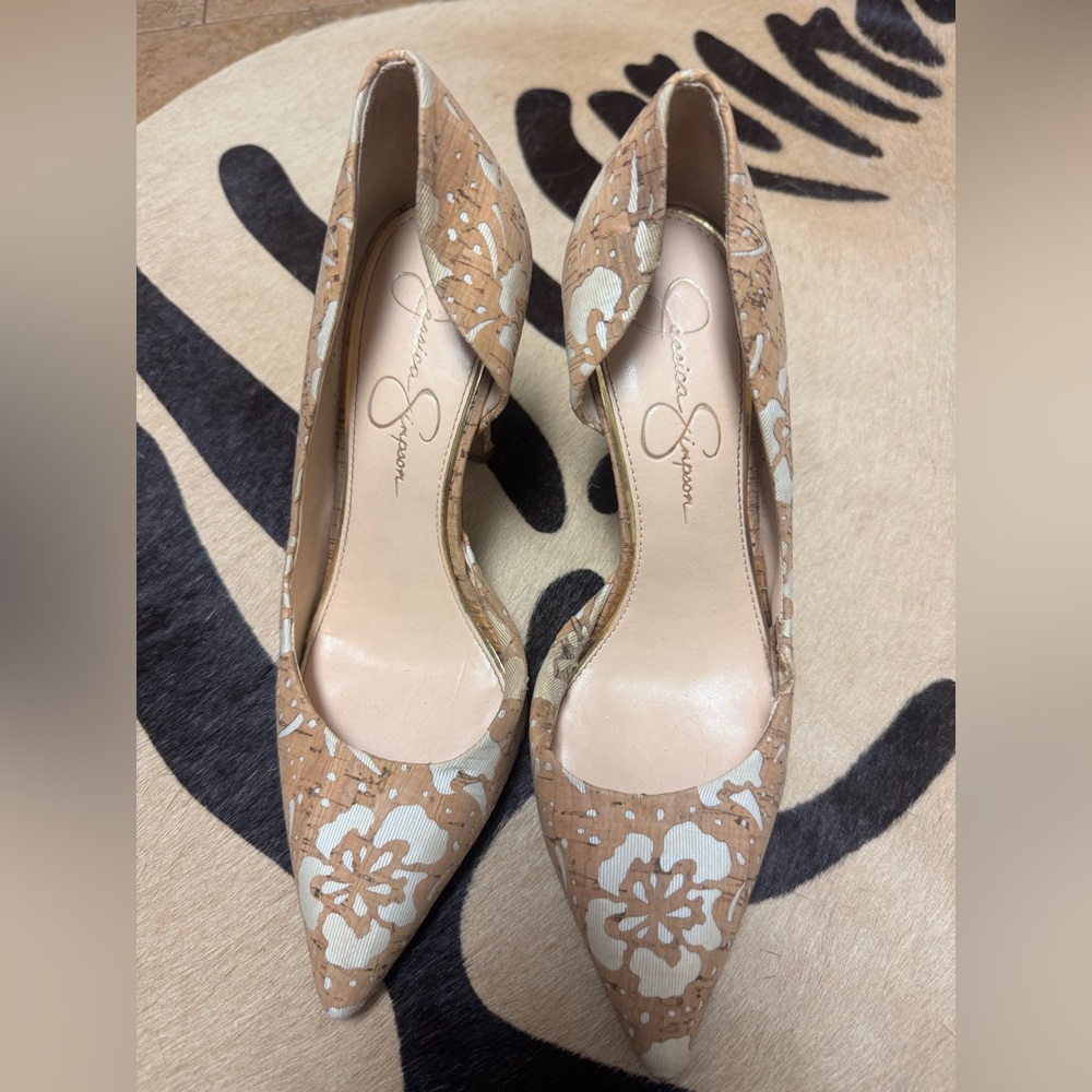 Jessica Simpson Pumps!!! - Picture 3 of 4